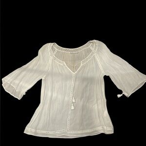 ALICE + OLIVIA White Women's Top with Crochet Detail